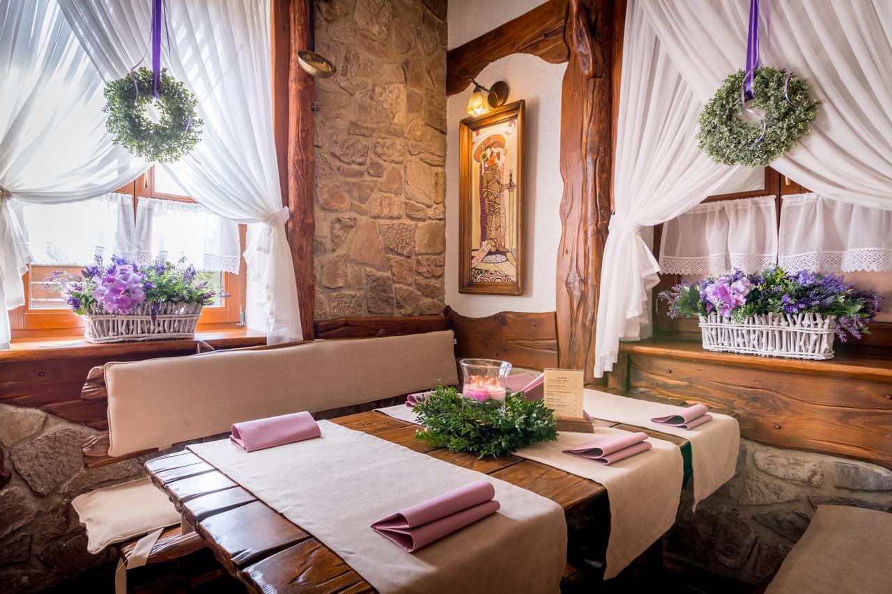 Hotel - Karczma Klimtowka Wolbrom Exteriör bild